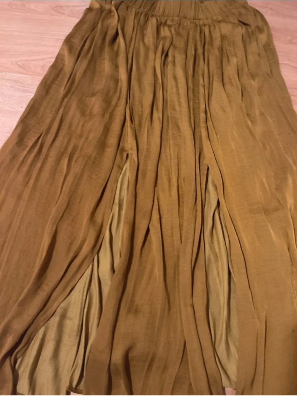 Maxi skirt with slits